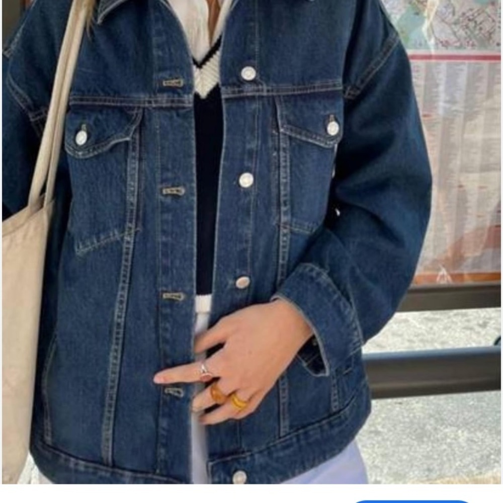 Women Old Navy Classic Blue Jean Jacket - Picture 2 of 14